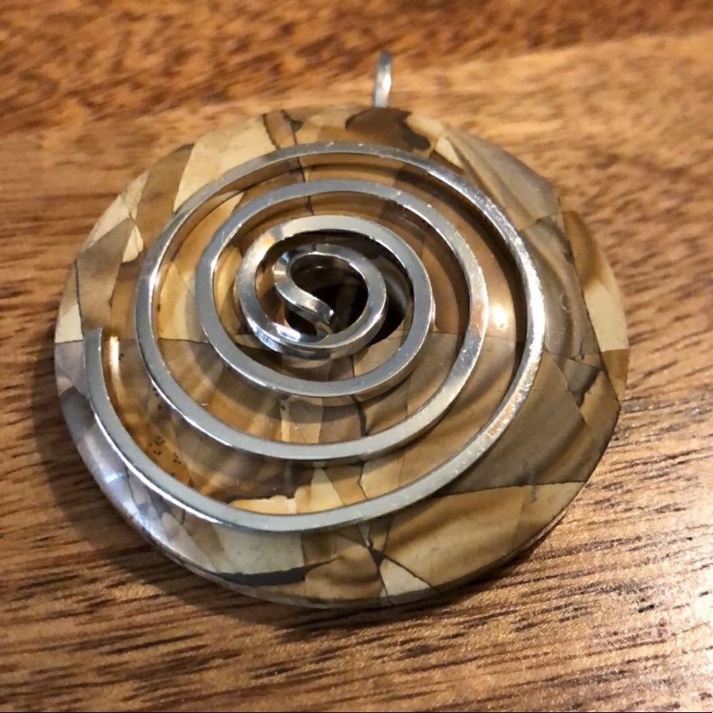 Gorgeous Vintage Sterling Wrapped Stone Pendant - Picture 2 of 5